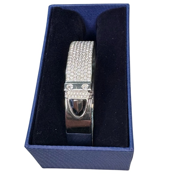 (NWT) Swarovski Crystal Buckle Bangle Bracelet Pavé New In Box - Picture 4 of 7
